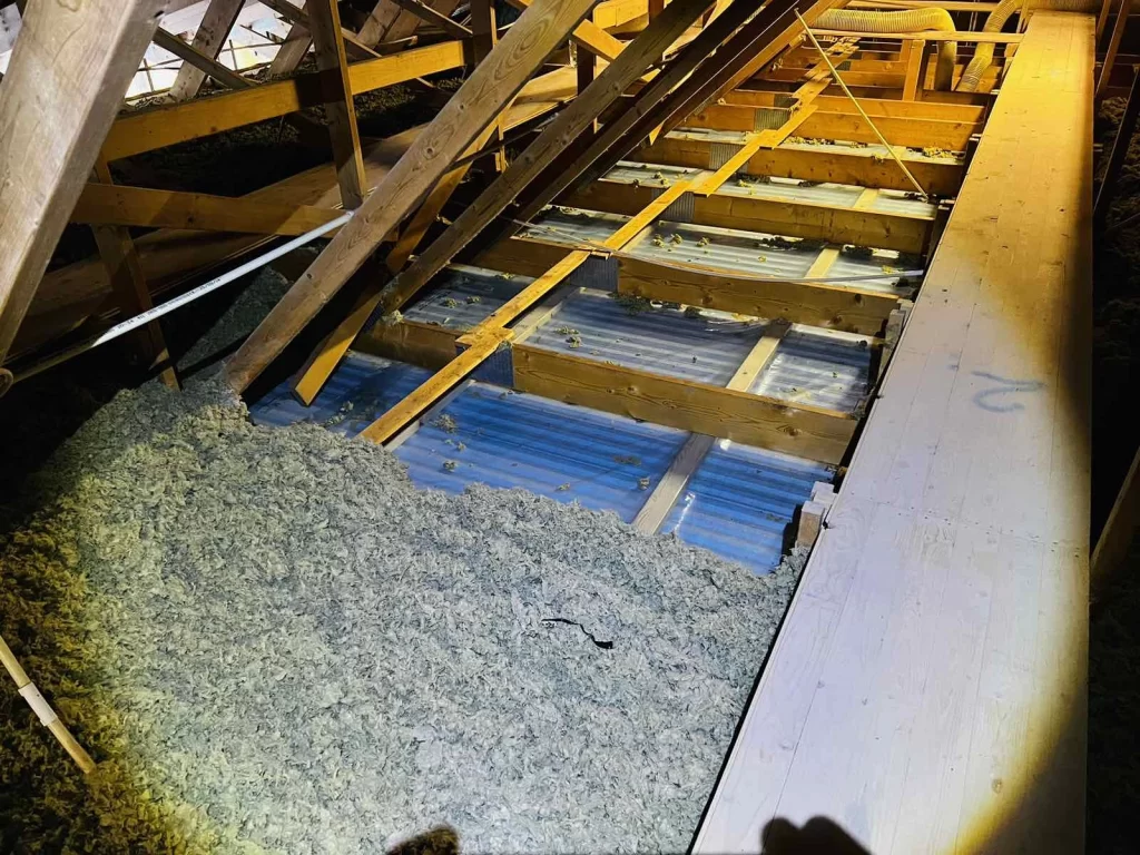Švedijos objektas - senos vatos išsiurbimas
